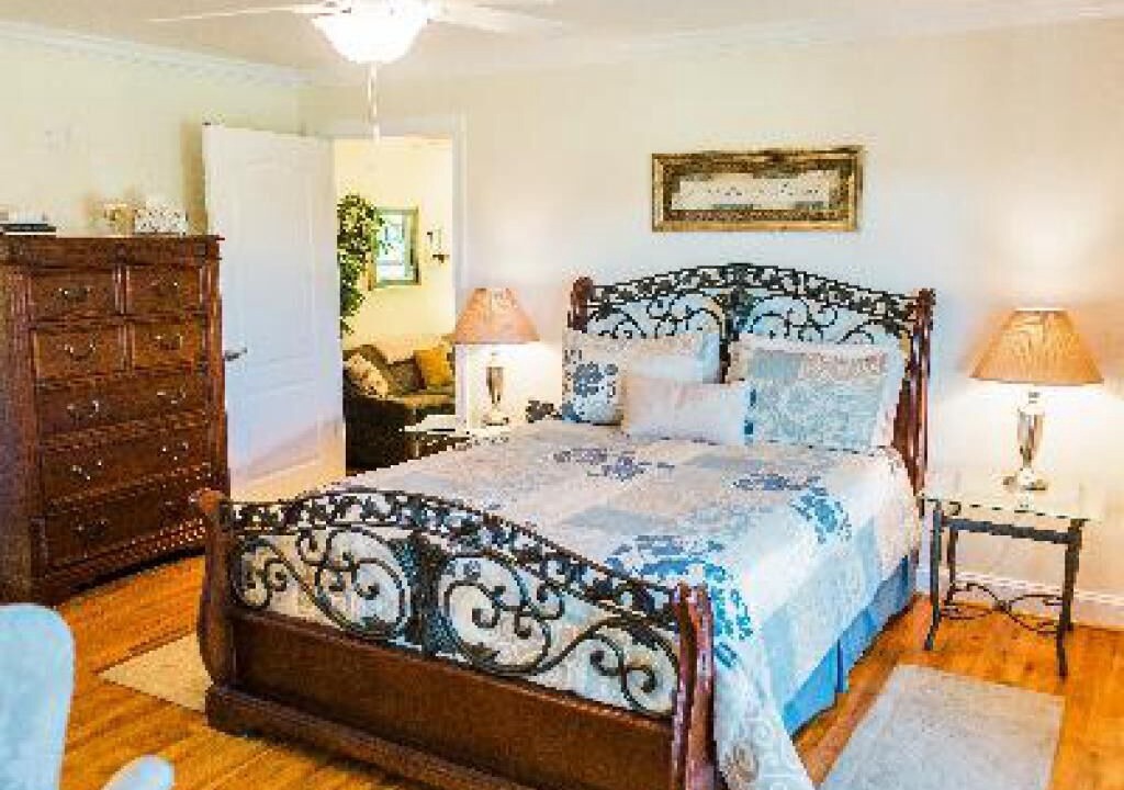 Photo of Bedroom in Pinnacle