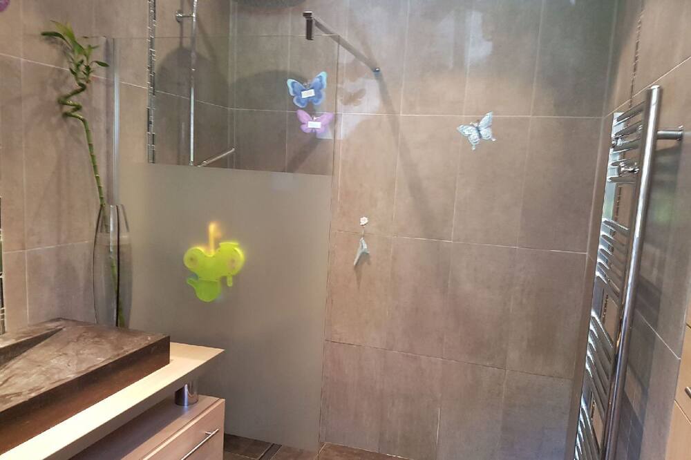 Photo of Bathroom in Auribeau-sur-Siagne