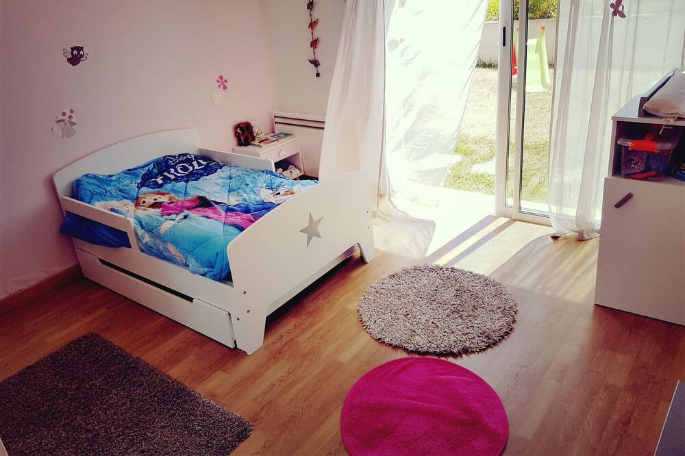 Photo of Bedroom in Auribeau-sur-Siagne