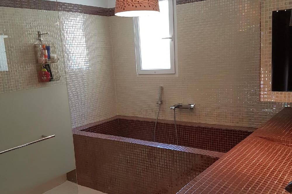 Photo of Bathroom in Auribeau-sur-Siagne