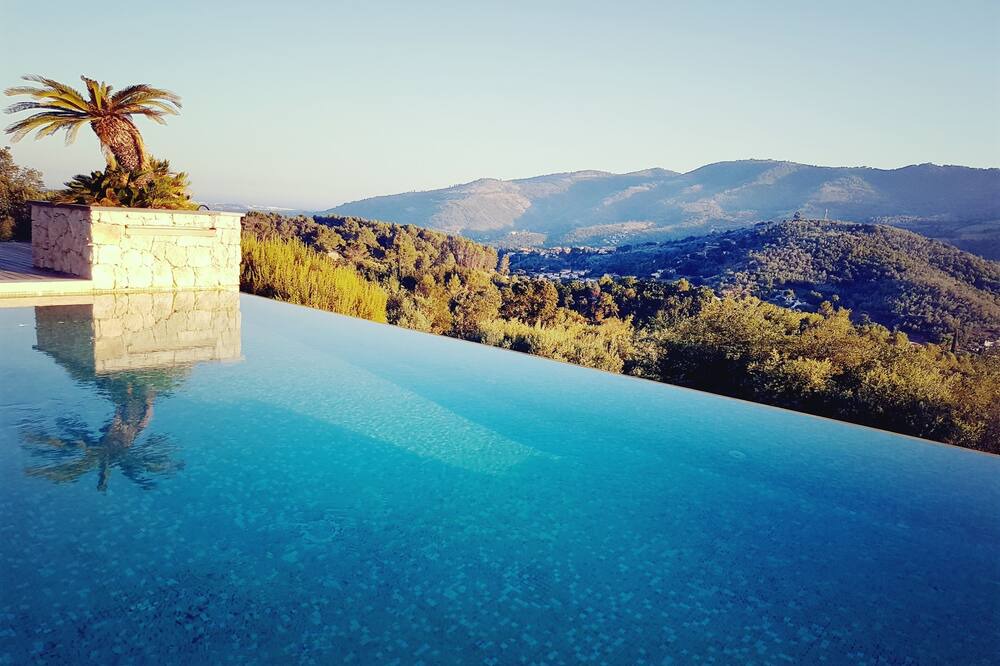 Photo of Outdoor in Auribeau-sur-Siagne