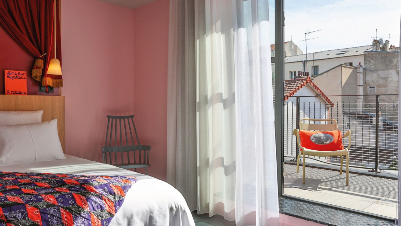 Photo of Bedroom in Les Puces de Saint-Ouen