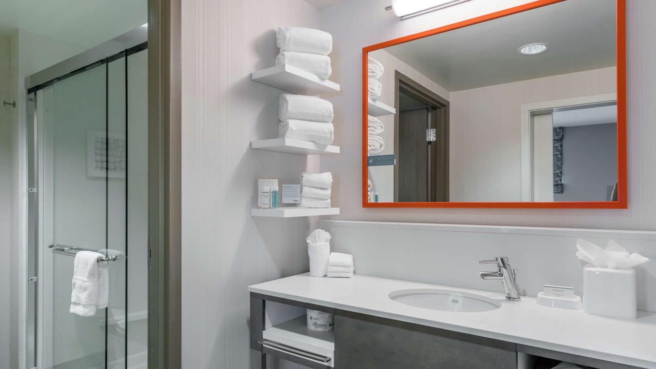 Photo of Bathroom in Glenarden