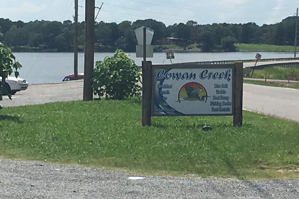 Photo of Others in Centre