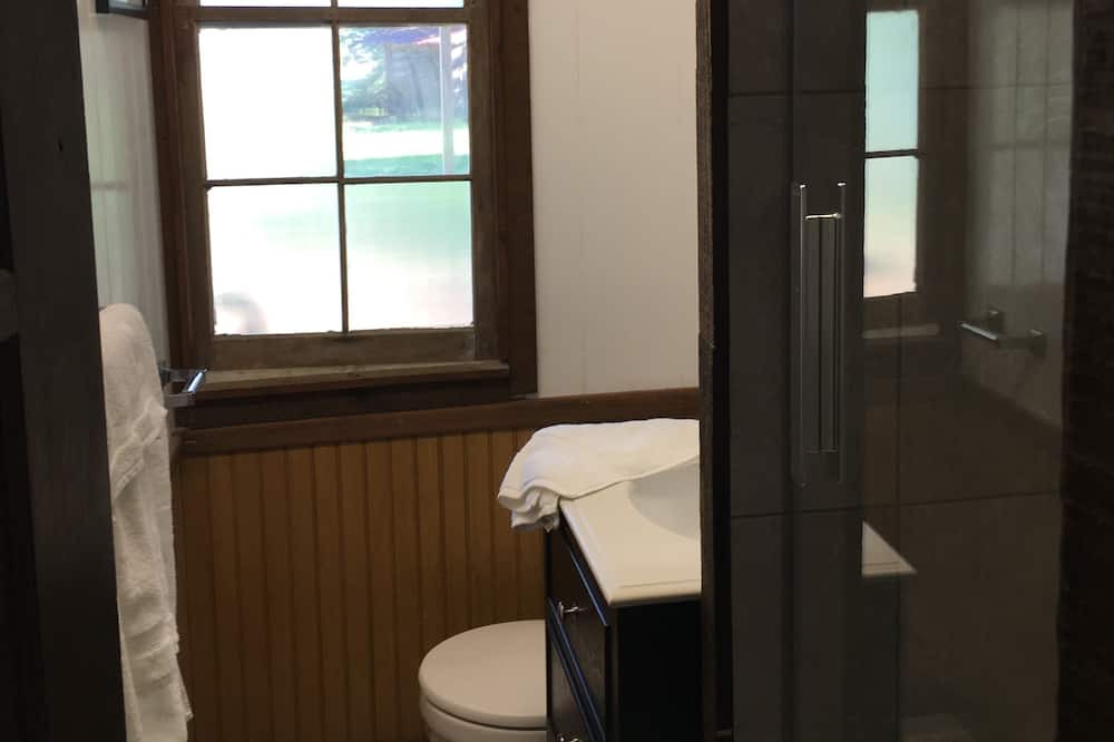 Photo of Bathroom in Centre