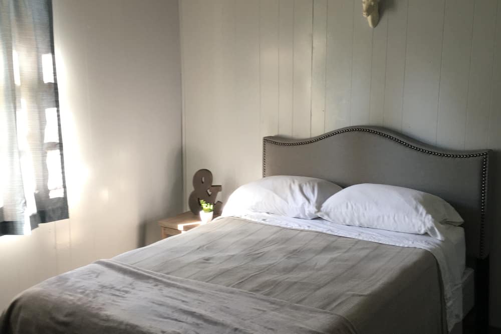 Photo of Bedroom in Centre