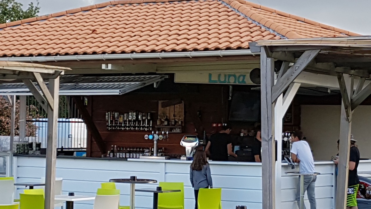 Photo of Others in Gastes