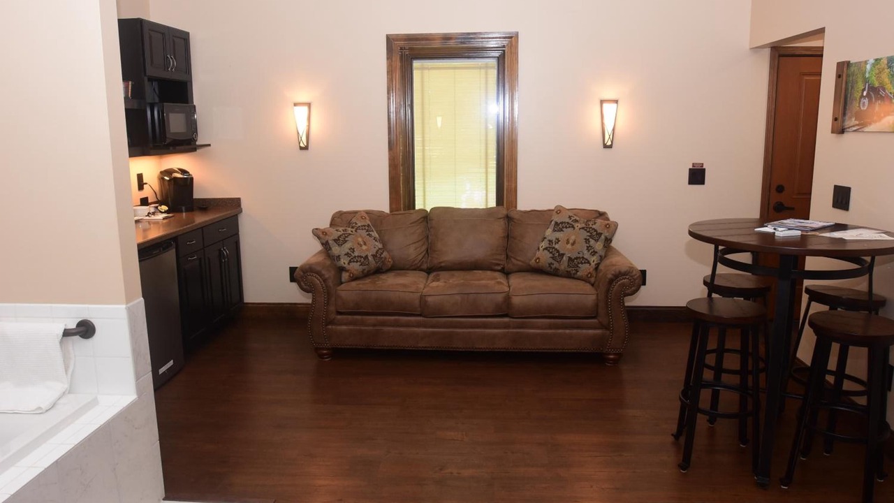 Photo of Livingroom in Eden