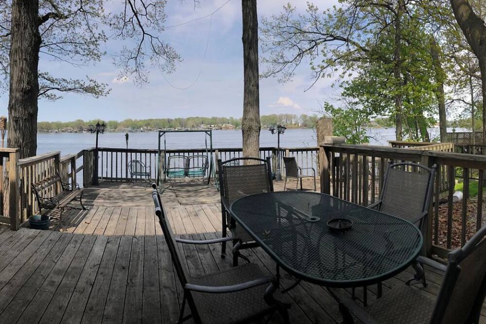 Photo of Others in Monticello