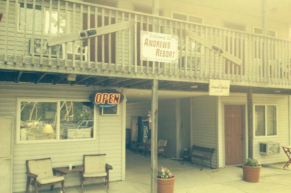 Photo of Others in Monticello