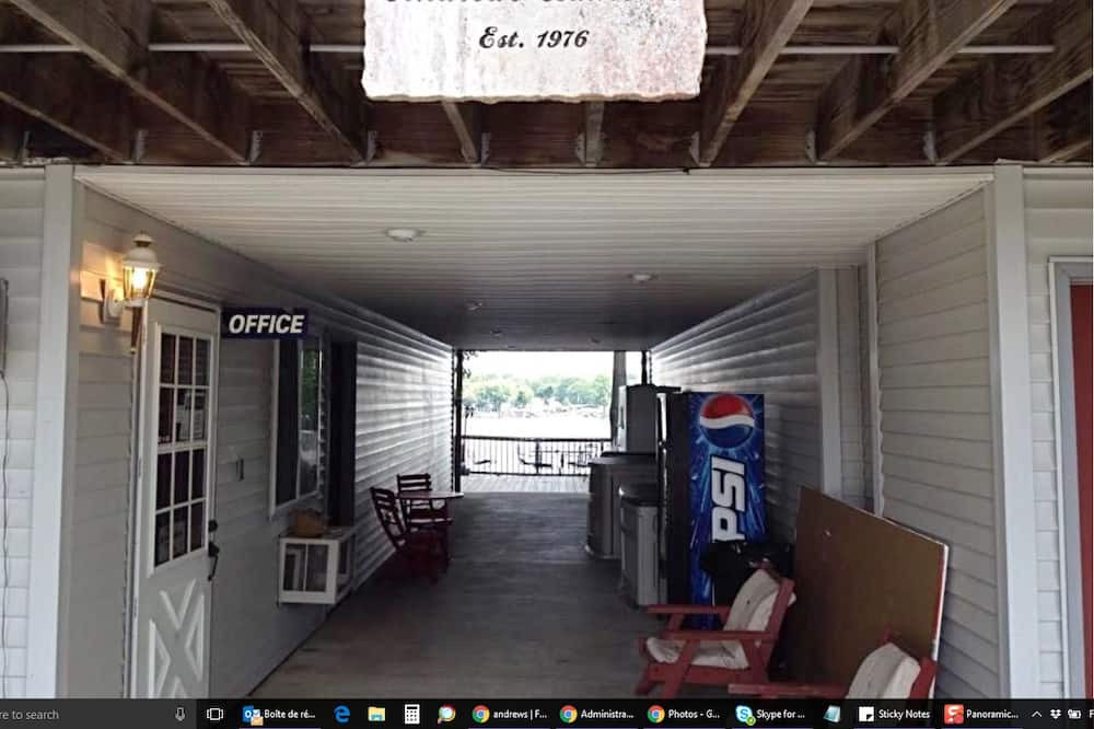 Photo of Outdoor in Monticello