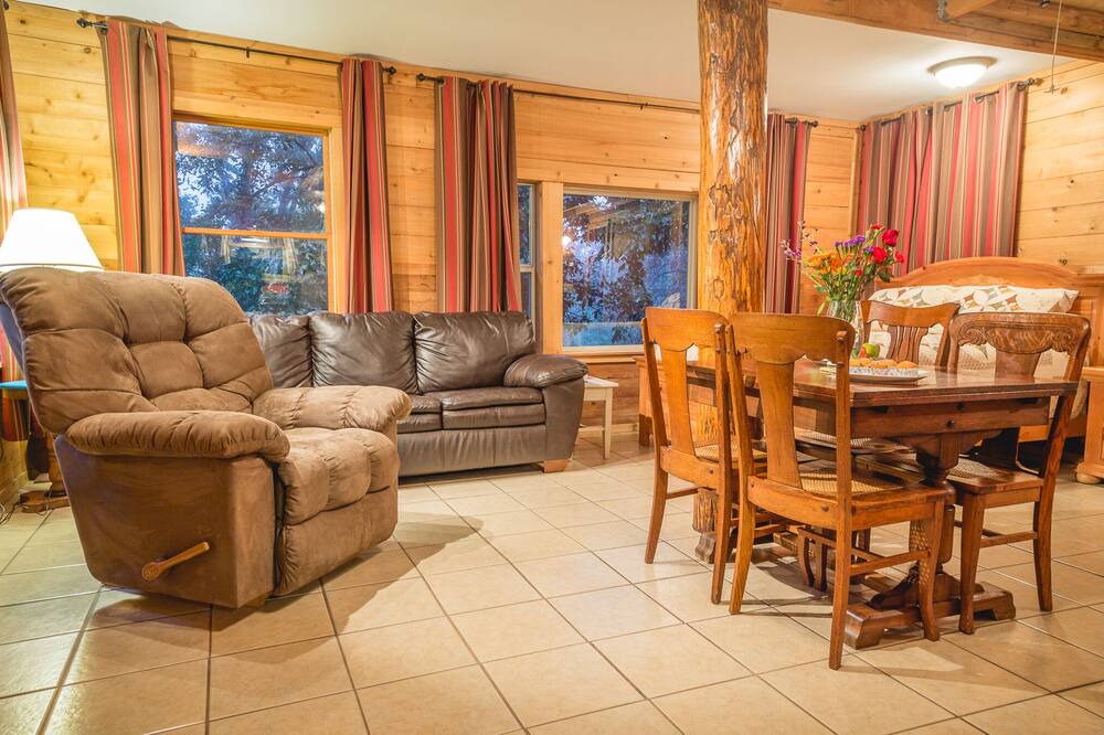 Photo of Livingroom in West Fork