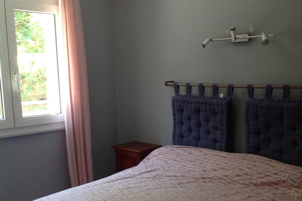 Photo of Bedroom in Furiani