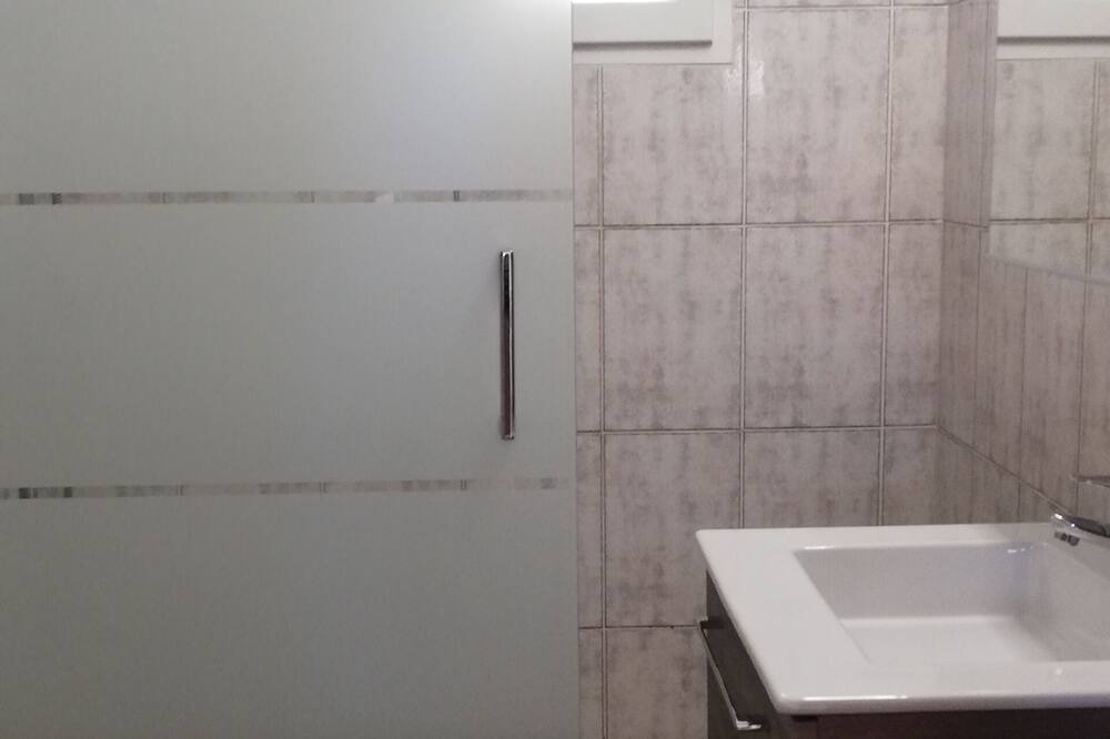 Photo of Bathroom in Alenya
