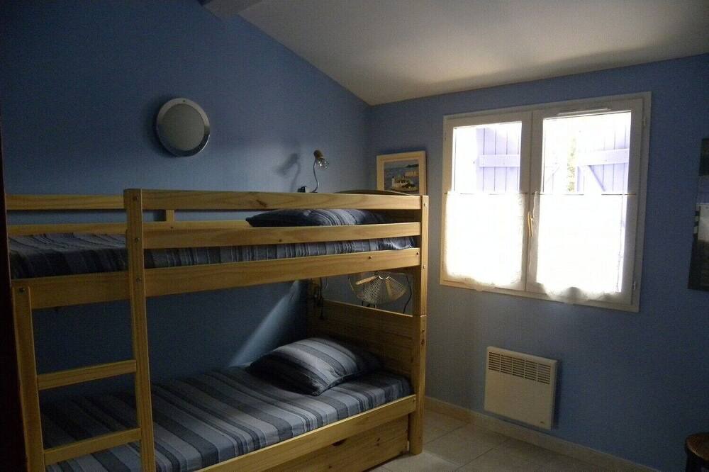 Photo of Bedroom in Alenya
