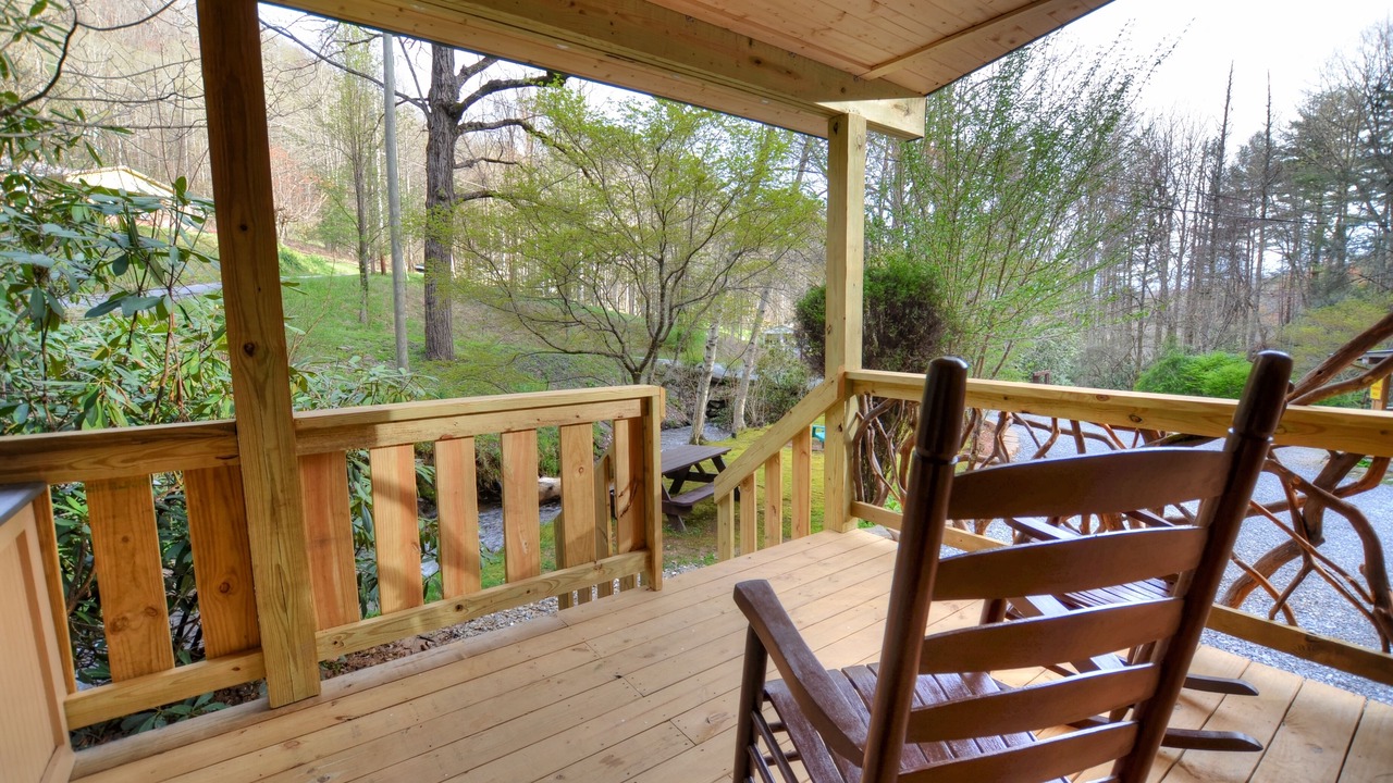 Photo of Patio Balcony in Cherokee