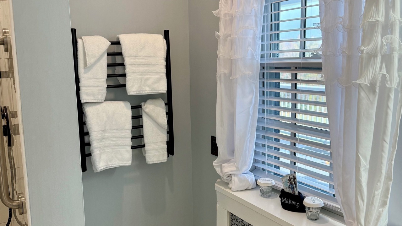 Photo of Bathroom in Schuyler Falls