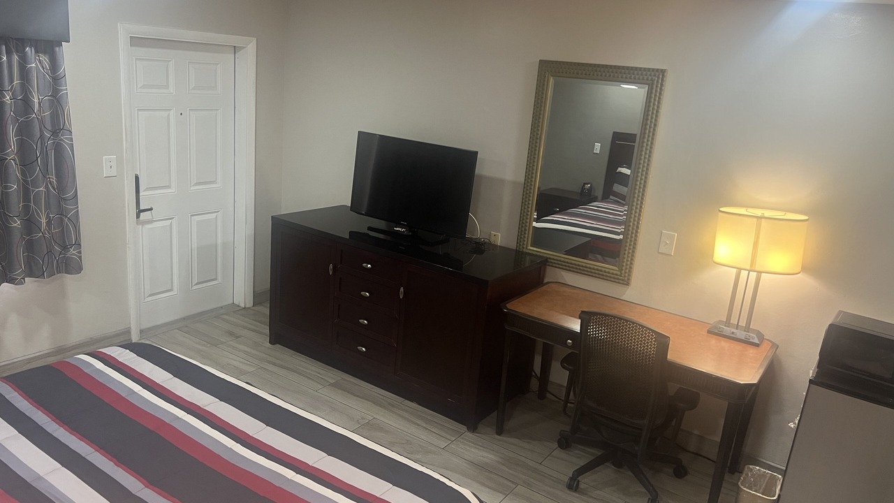 Photo of Bedroom in Indian Beach Sapphire Shores