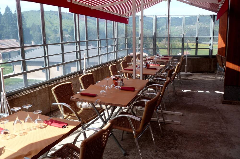 Photo of Others in Le Lac-d'Issarles
