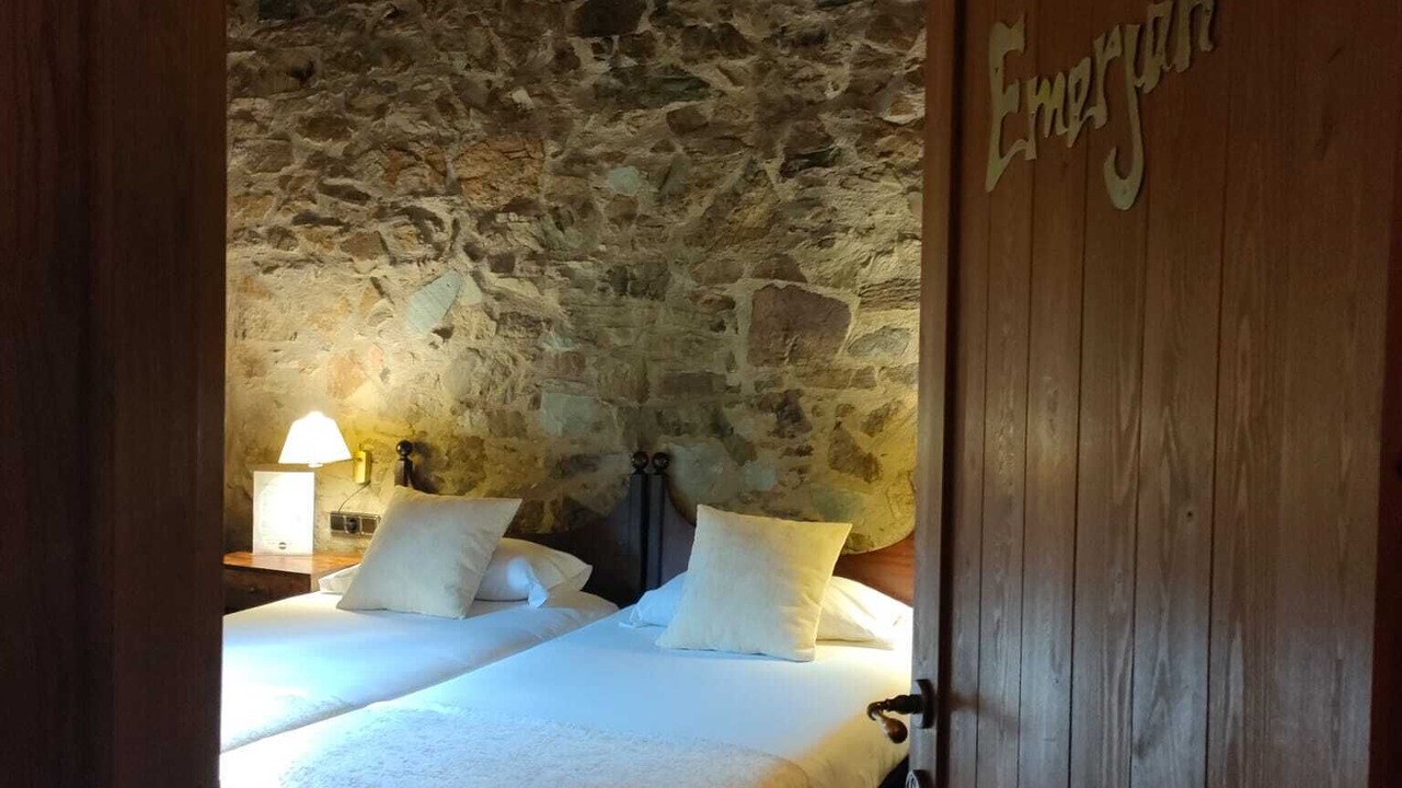 Photo of Bedroom in Planoles