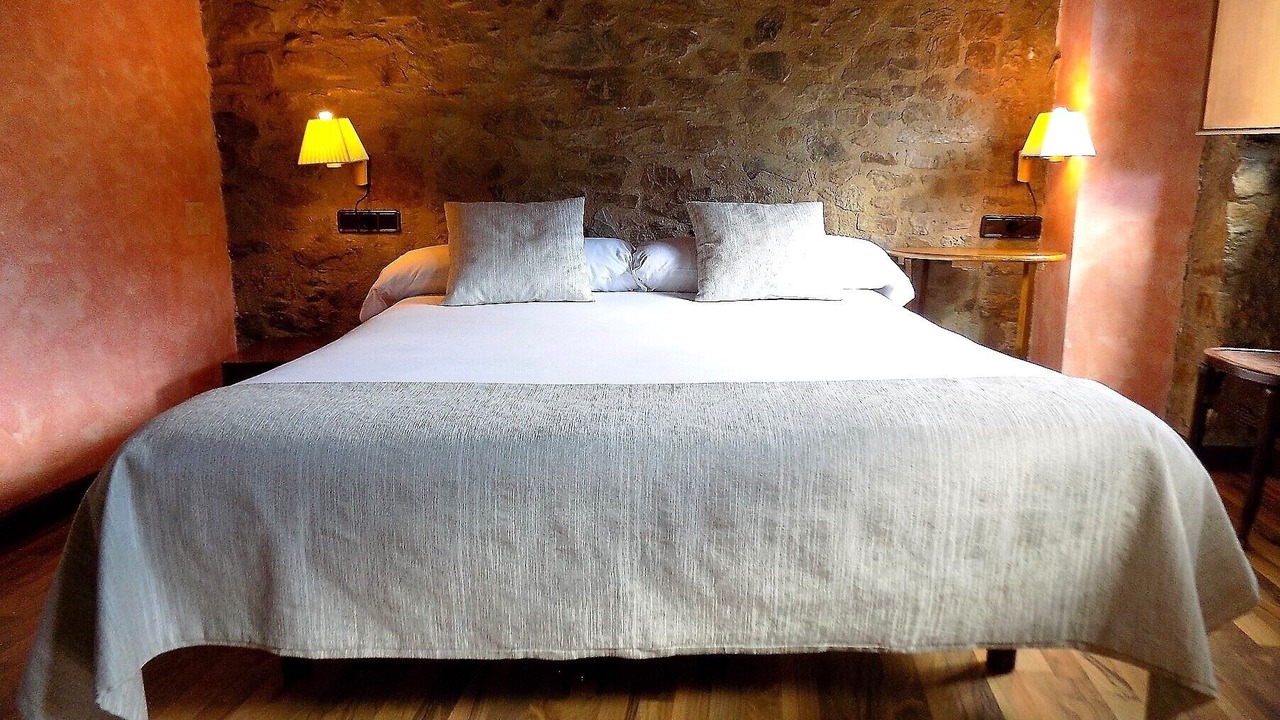 Photo of Bedroom in Planoles