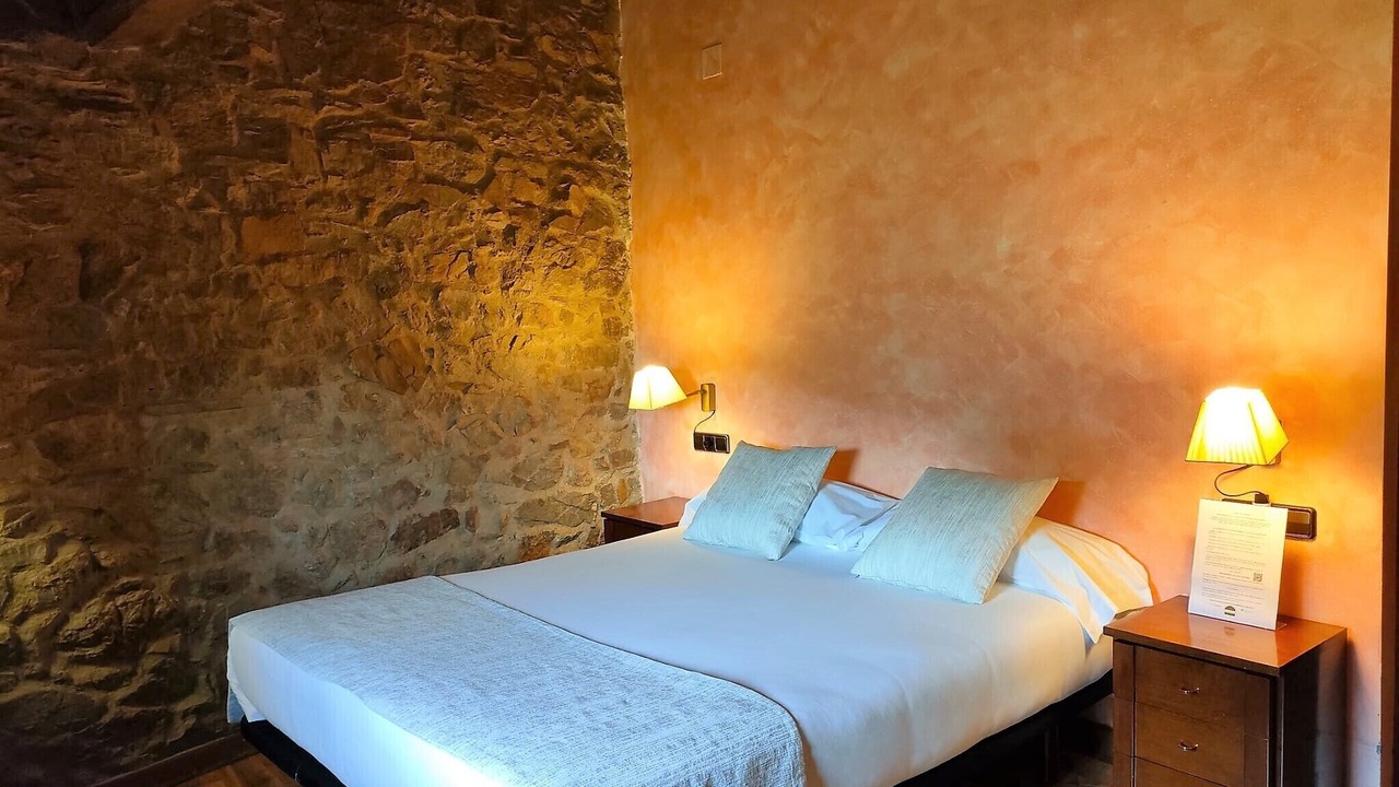 Photo of Bedroom in Planoles