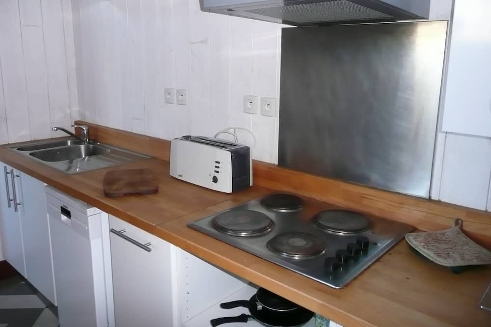 Photo of Kitchen in Castillon-la-Bataille