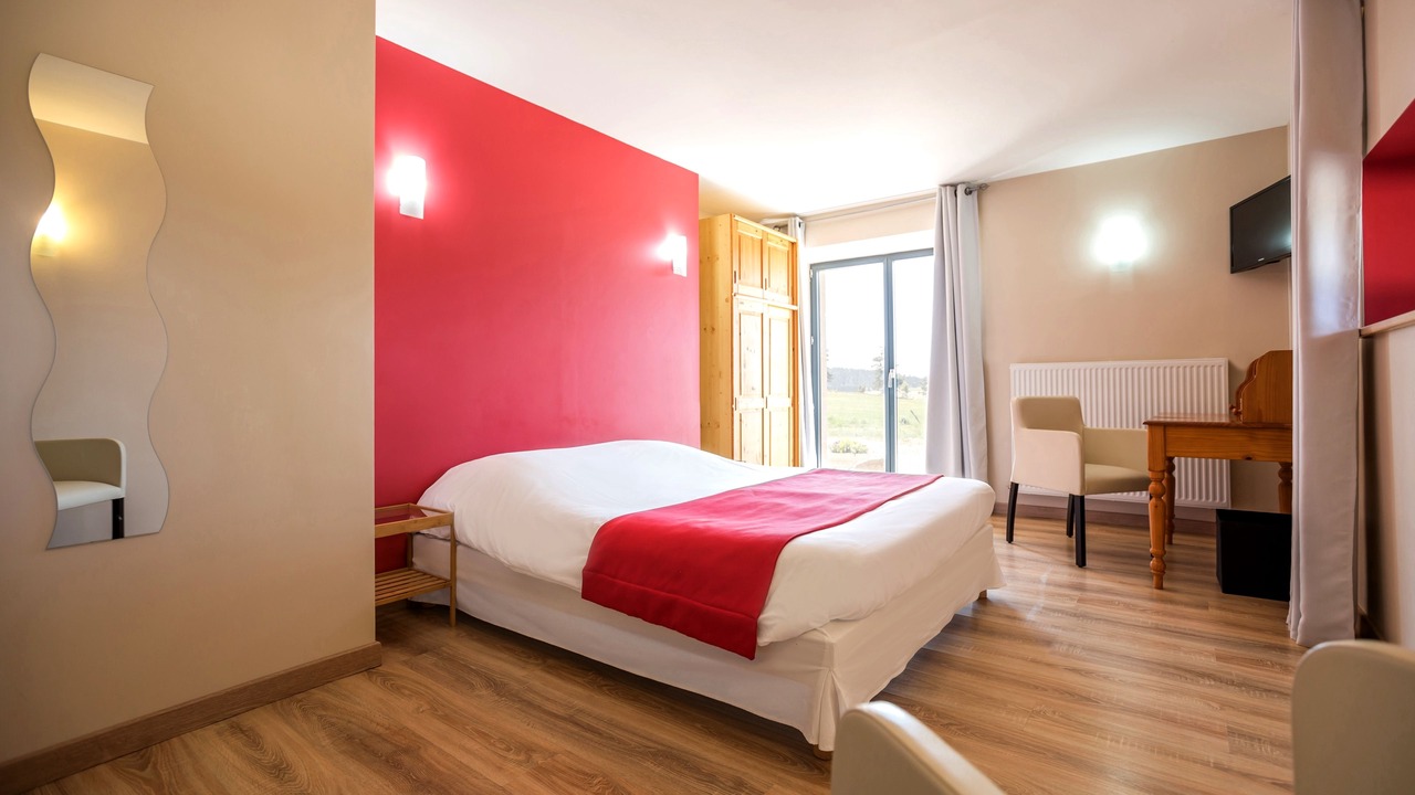 Photo of Bedroom in Saint-Bonnet-le-Froid