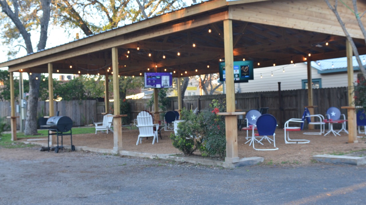 Photo of Others in La Grange