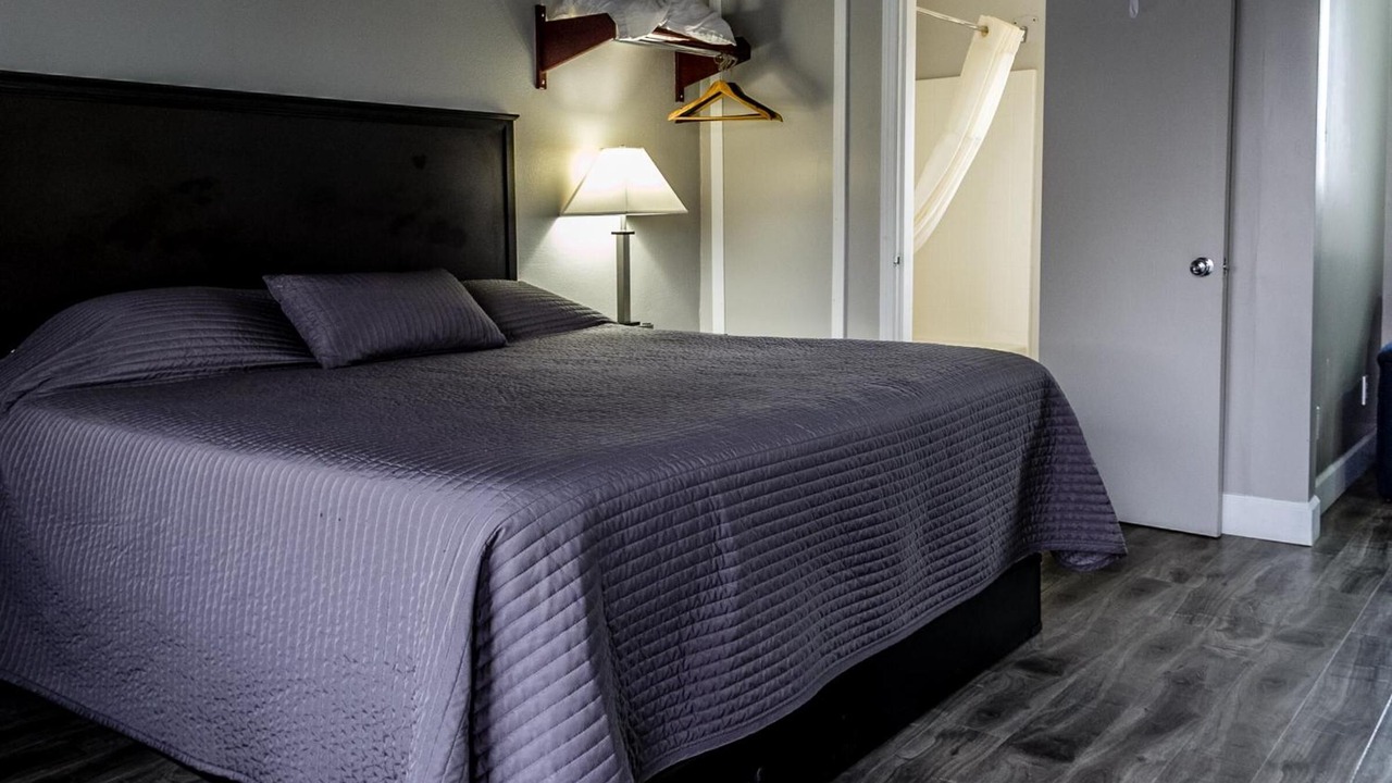 Photo of Others in Lakeview