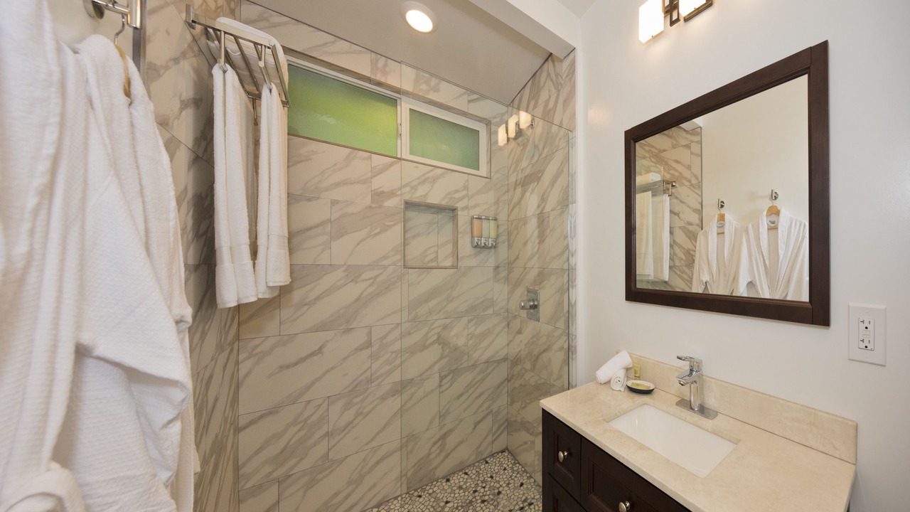 Photo of Bathroom in Volcano