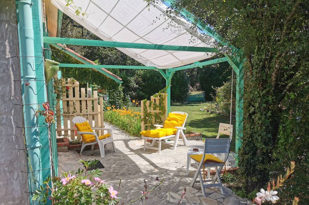 Photo of Patio Balcony in Saint-Gor