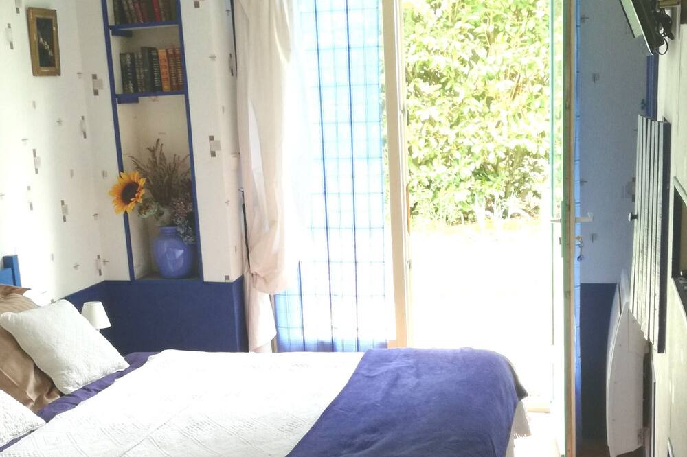Photo of Bedroom in Saint-Gor
