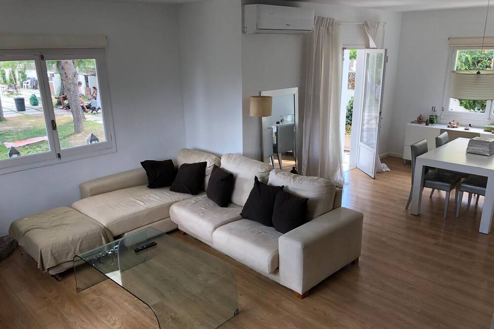 Photo of Livingroom in San Juan de Alicante