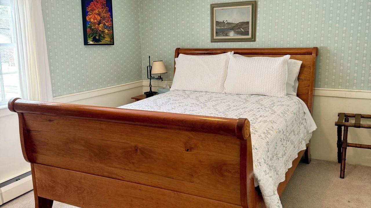 Photo of Bedroom in Campton