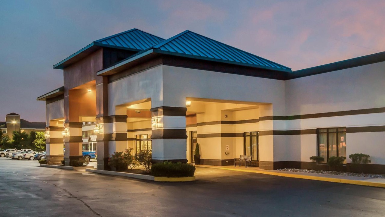 Photo of Buildings in Exton