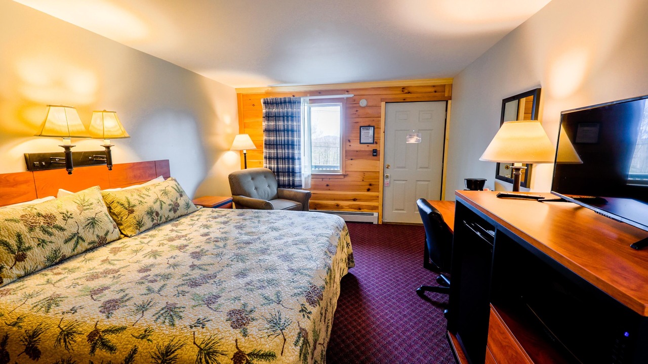 Photo of Bedroom in Greenville Junction