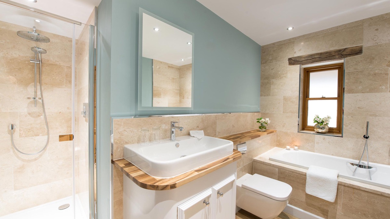 Photo of Bathroom in Cowan Bridge