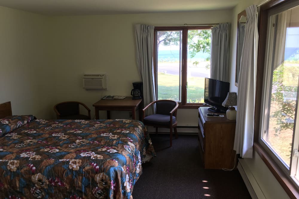 Photo of Bedroom in Upper Peninsula Michigan
