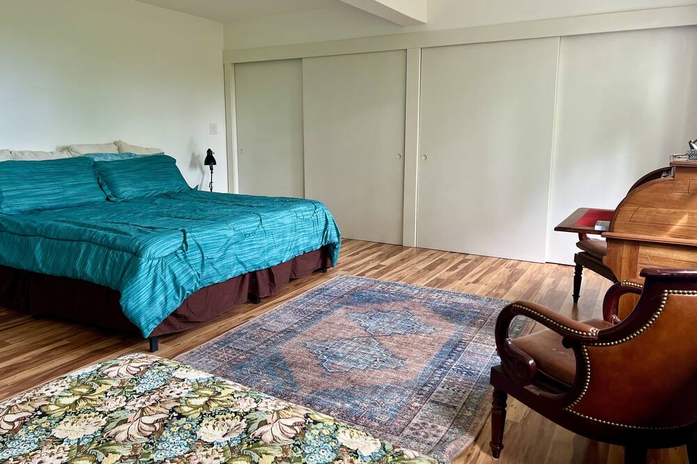 Photo of Bedroom in Fernwood