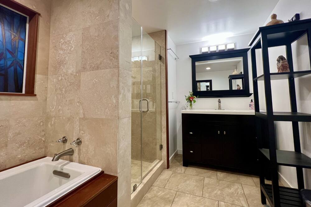 Photo of Bathroom in Fernwood