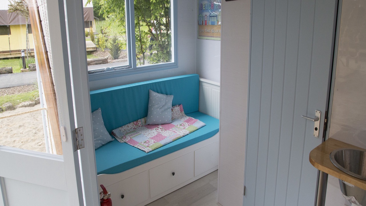 Photo of Others in Willen