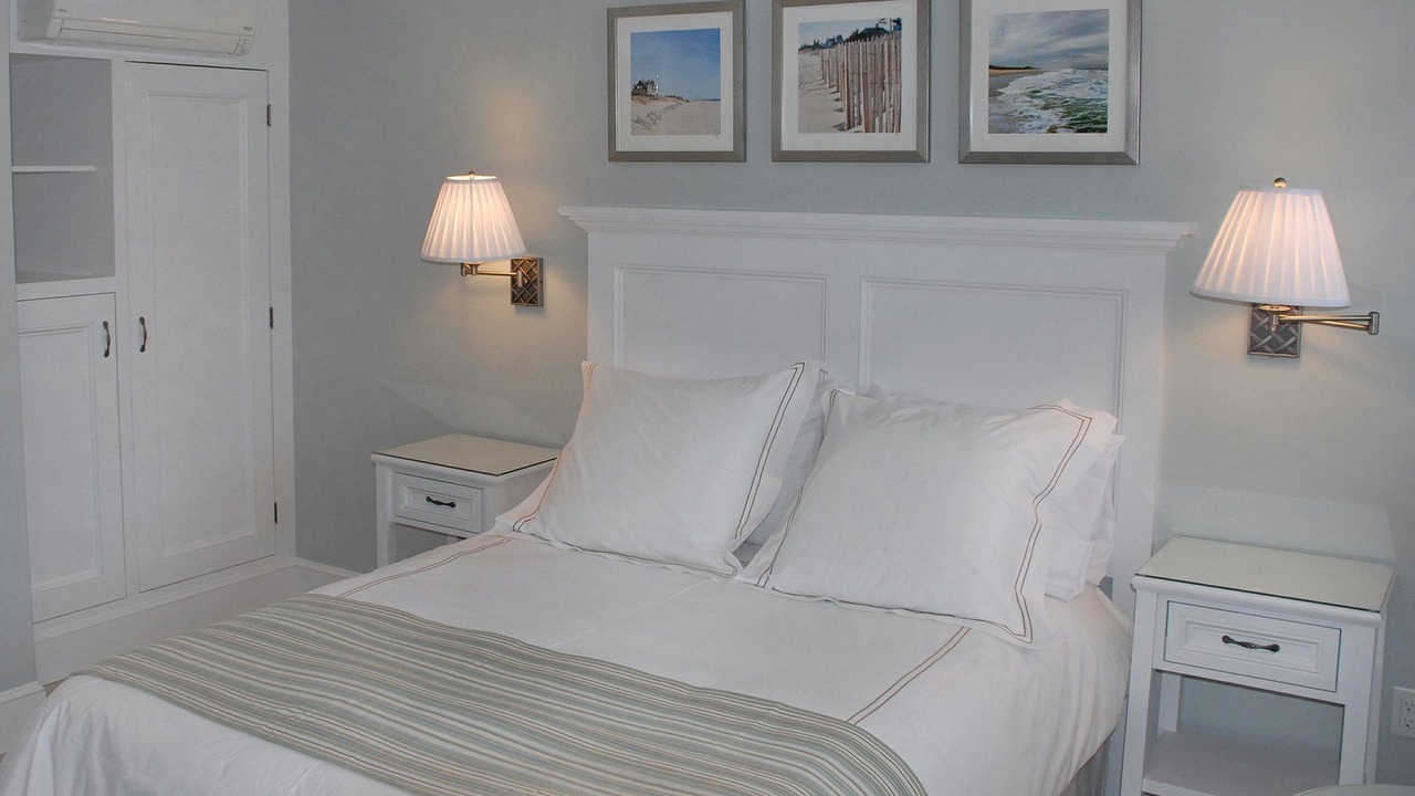 Photo of Bedroom in Village of Southampton