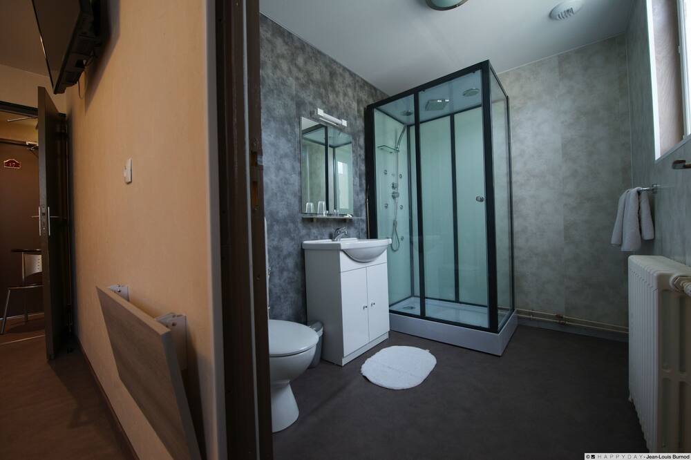 Photo of Bathroom in Loon-Plage