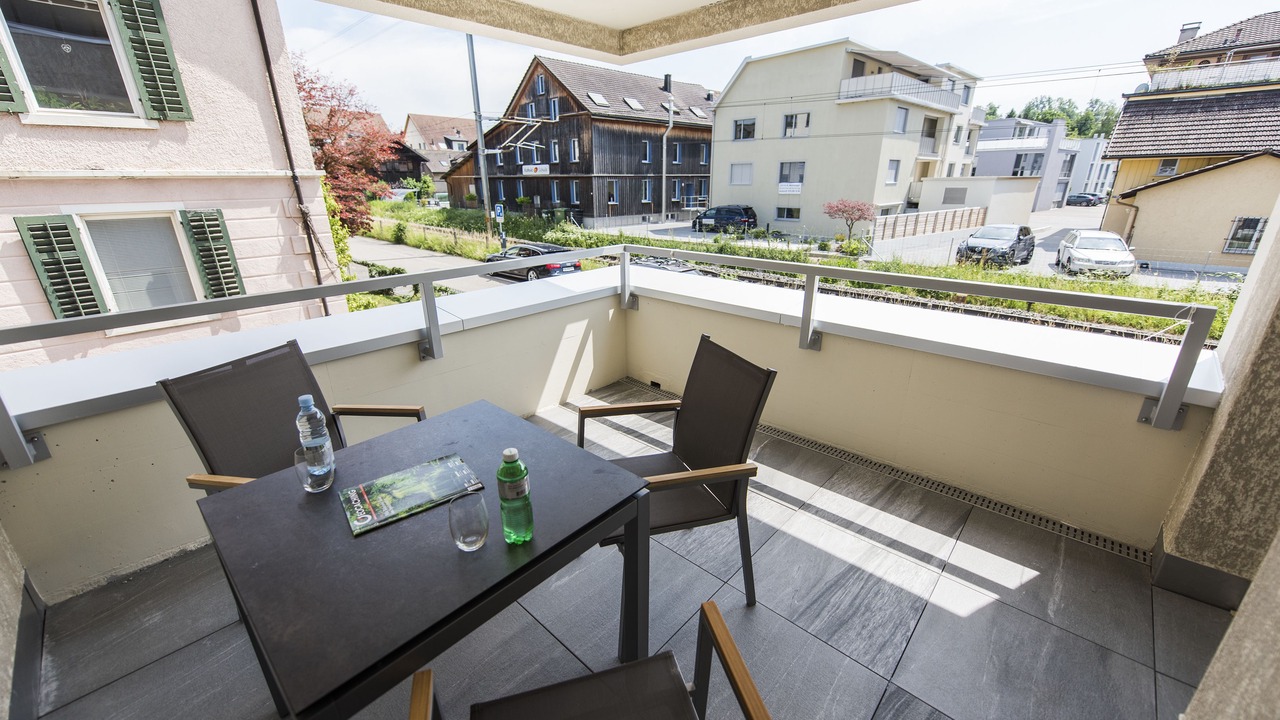 Photo of Patio Balcony in Uster District
