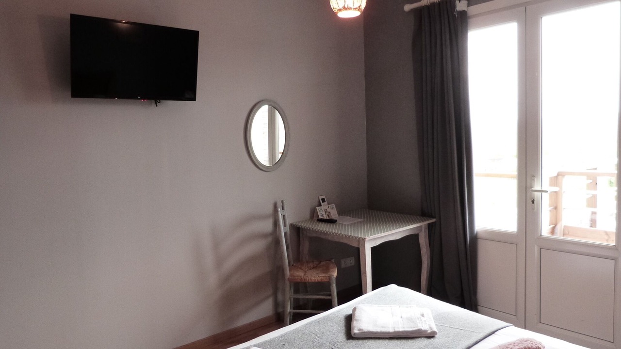 Photo of Bedroom in Saint-Genies