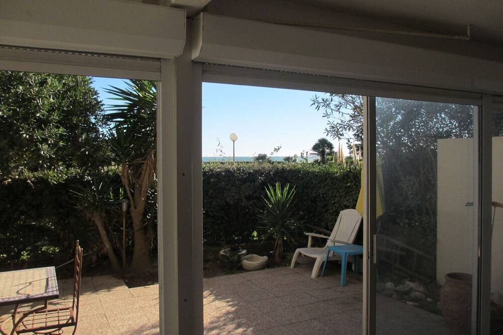 Photo of Patio Balcony in La Cote Radieuse
