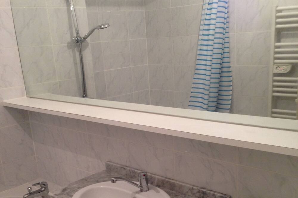 Photo of Bathroom in La Cote Radieuse