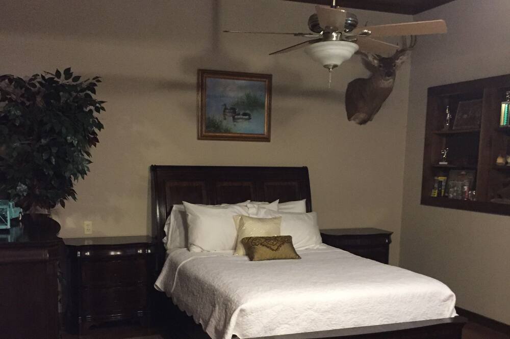 Photo of Bedroom in Fayetteville