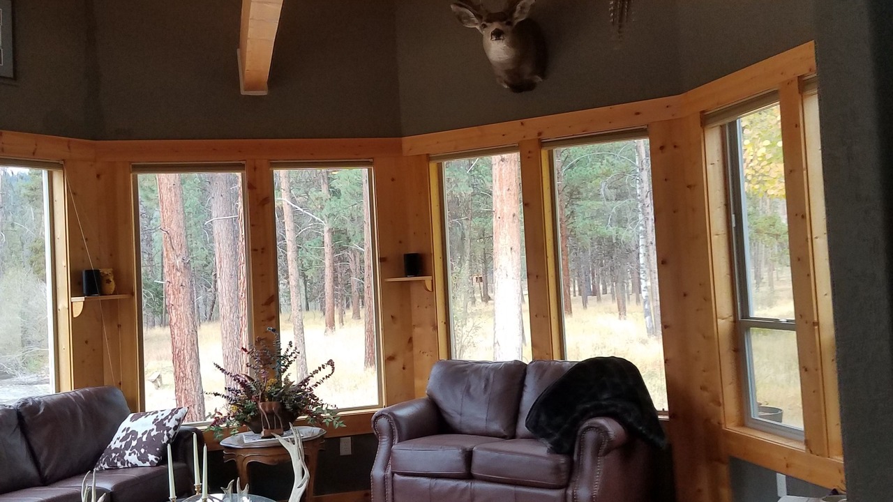 Photo of Livingroom in Darby